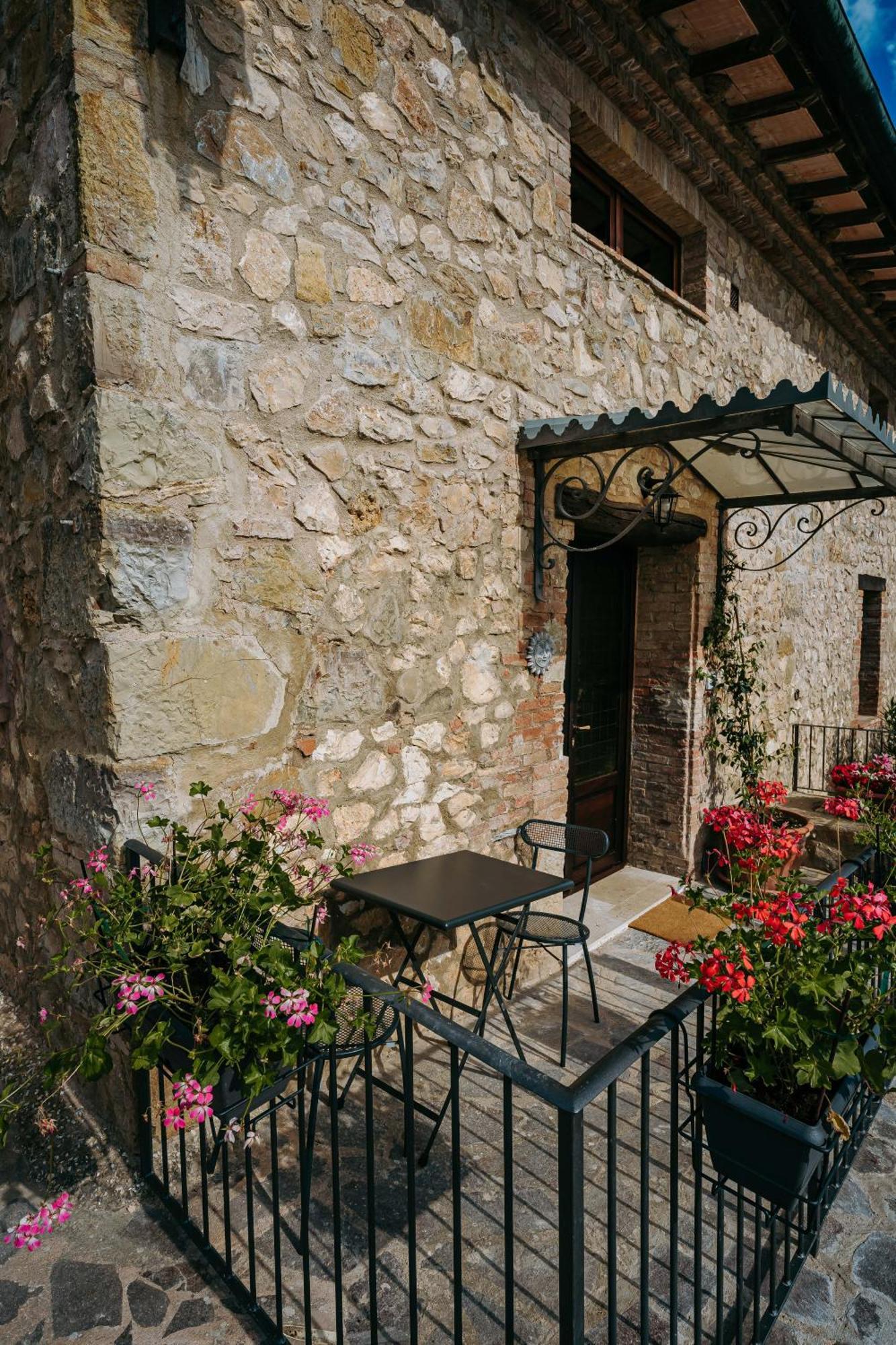 منزل الضيف سوفيتشيلي  في Borgo Il Poggiaccio Residenza D'Epoca المظهر الخارجي الصورة