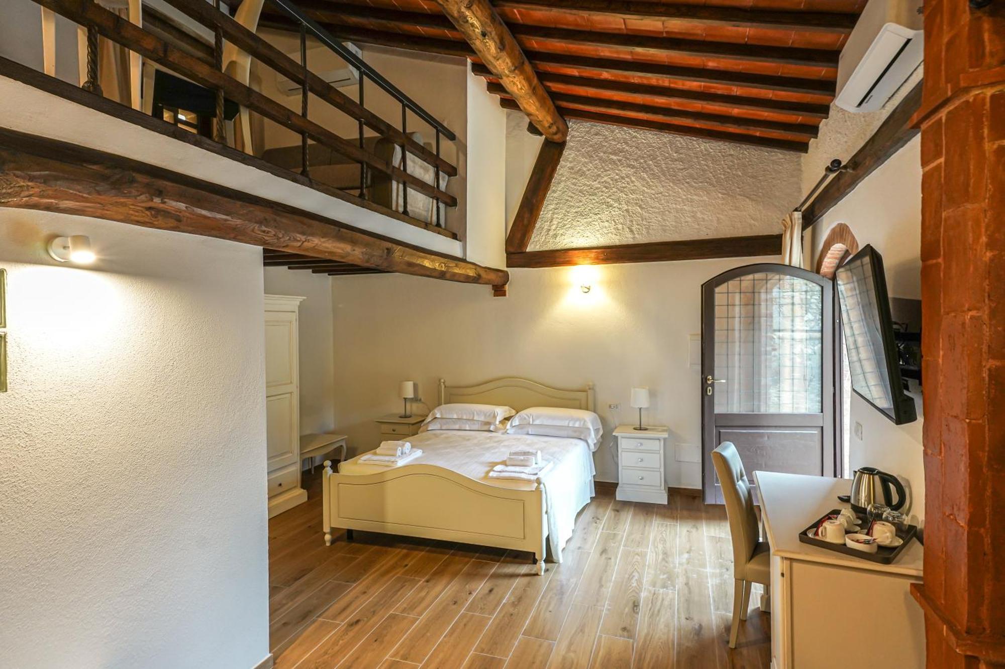 منزل الضيف سوفيتشيلي  في Borgo Il Poggiaccio Residenza D'Epoca المظهر الخارجي الصورة